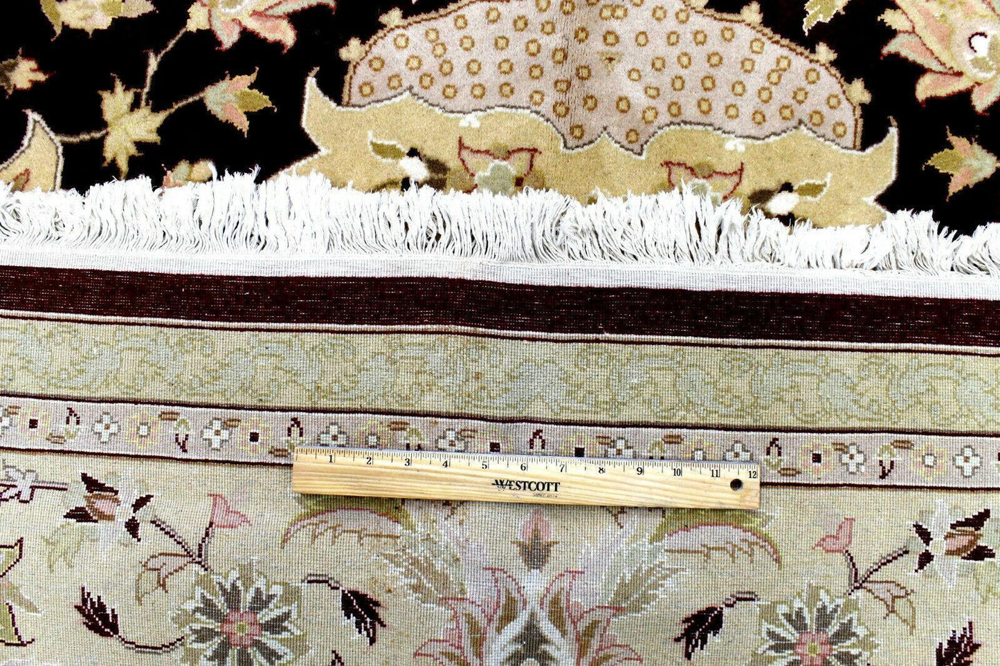 Hand-Knotted Pak-Ziegler Wool Rug – 8'7" x 11'7" – Traditional Design, Warm Earth Tones