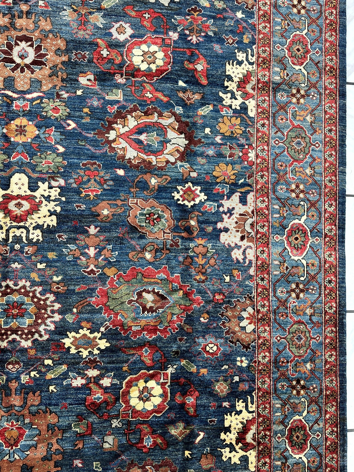 Trasitional Serapi Ghazni Wool Rug – 8' x 10’ – Intricate Floral Design