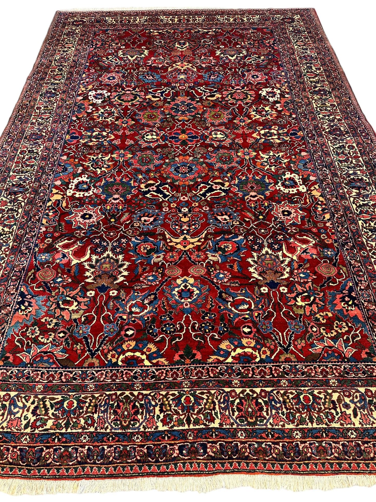 Antique Persian Bakhtiari Rug – Timeless Masterpiece 8'6" x 13'2"