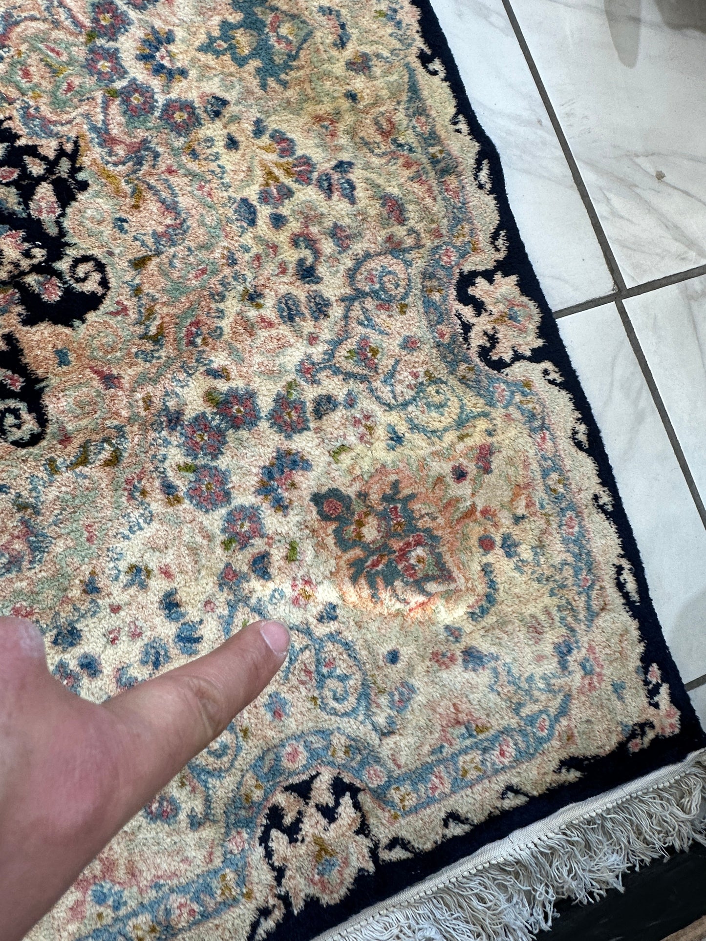 Palace-Size Vintage Royal Kirman Wool Rug – 9’9” x 17’2” – Hand-Knotted Persian Elegance with Deep Navy Field
