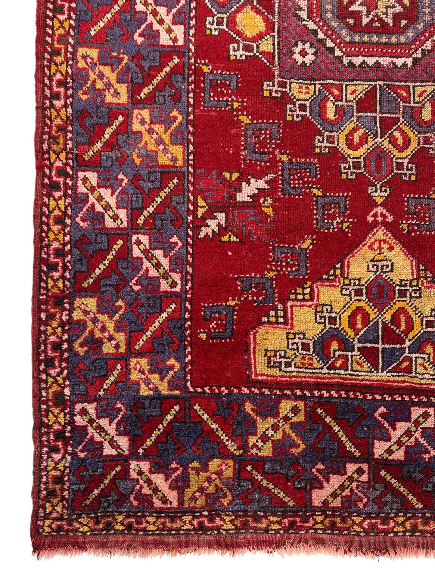 Dezgiri Anatolian Tribal Wool Rug – 5’x8’– Hand-Knotted Red Medallion Rug with Geometric Motifs