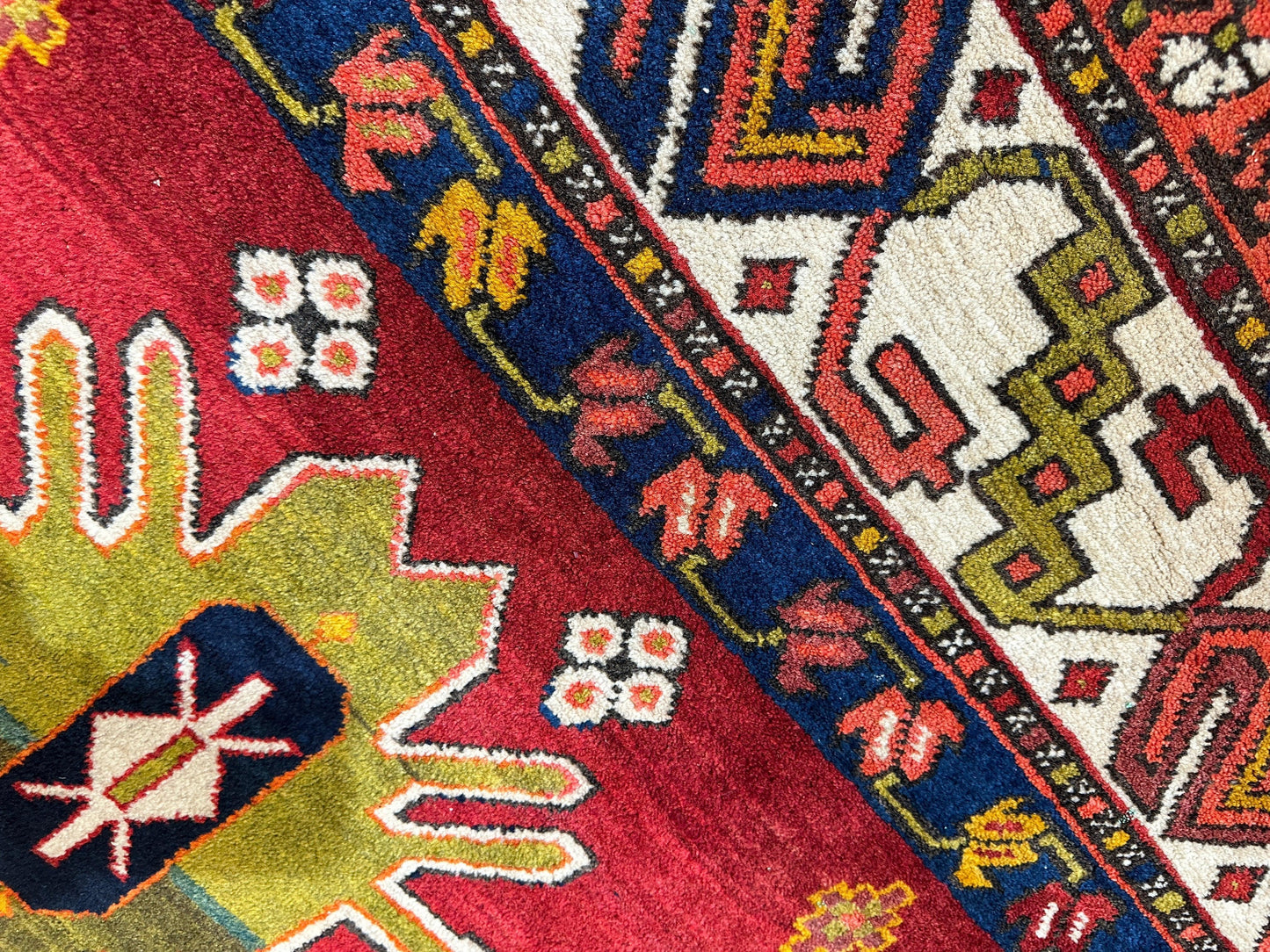 Hand-Knotted Persian Meshgin Wool Rug – 5’ x 11’ – Vintage Tribal Masterpiece