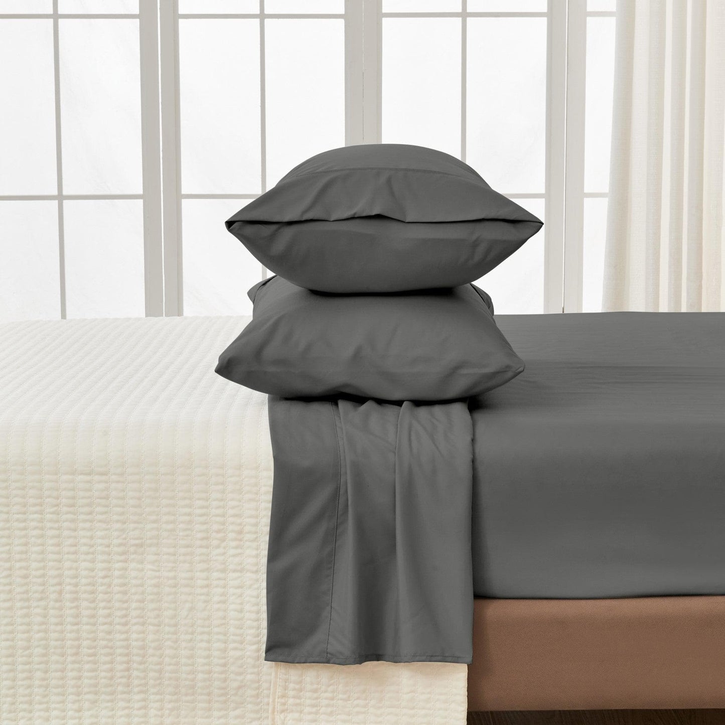 4 Piece Solid Microfiber Sheet - Amara Collection