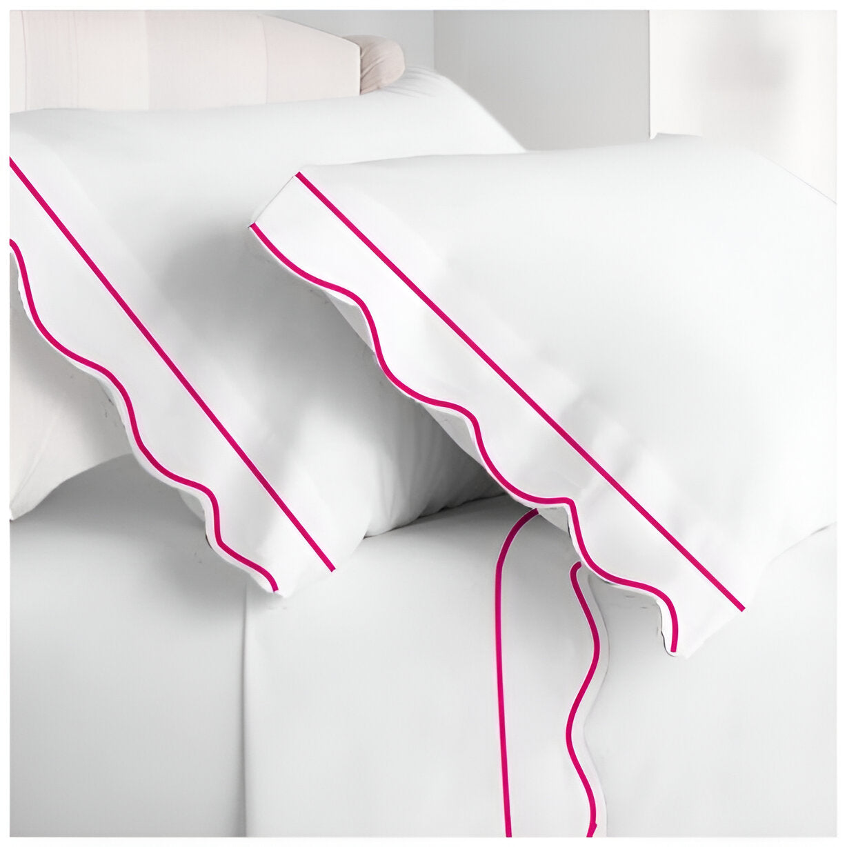 400TC Cotton Scallop Embroidery & Border Sateen Solid Pillowcases (Set Of 2)