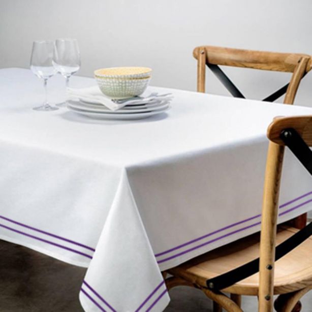 Double Embroidery Border Cotton Sateen Solid Table Cloth