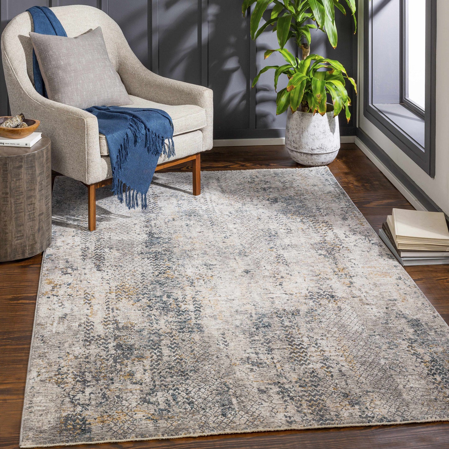 Odell Abstract Luxe Fringe Rug